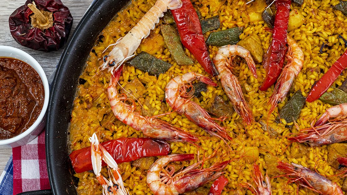 CÓMO HACER UNA PAELLA DE MARISCO TRADICIONAL Paella Land